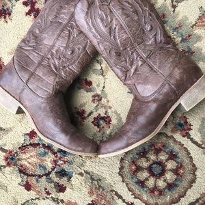 Coconut Cowboy boots